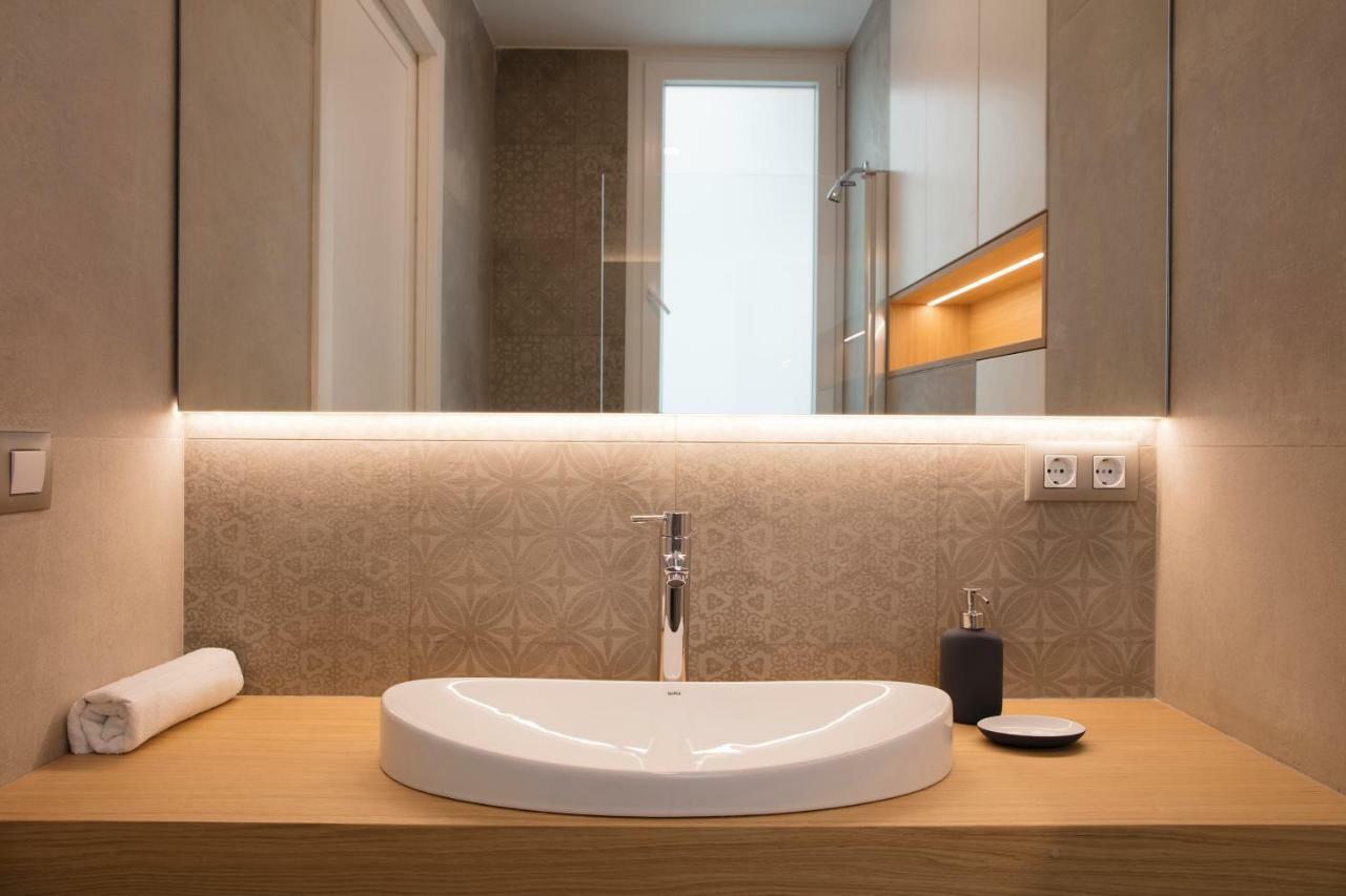 Florit Flats - Chic And Central In A Lively But Quiet Area All Walking Distance Valencia Bagian luar foto