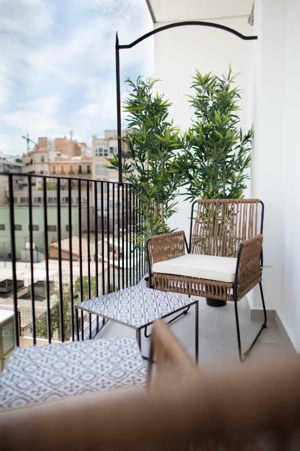 Florit Flats - Chic And Central In A Lively But Quiet Area All Walking Distance Valencia Bagian luar foto