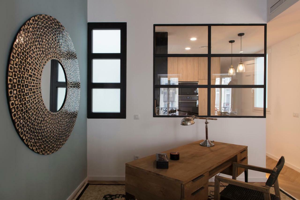 Florit Flats - Chic And Central In A Lively But Quiet Area All Walking Distance Valencia Bagian luar foto