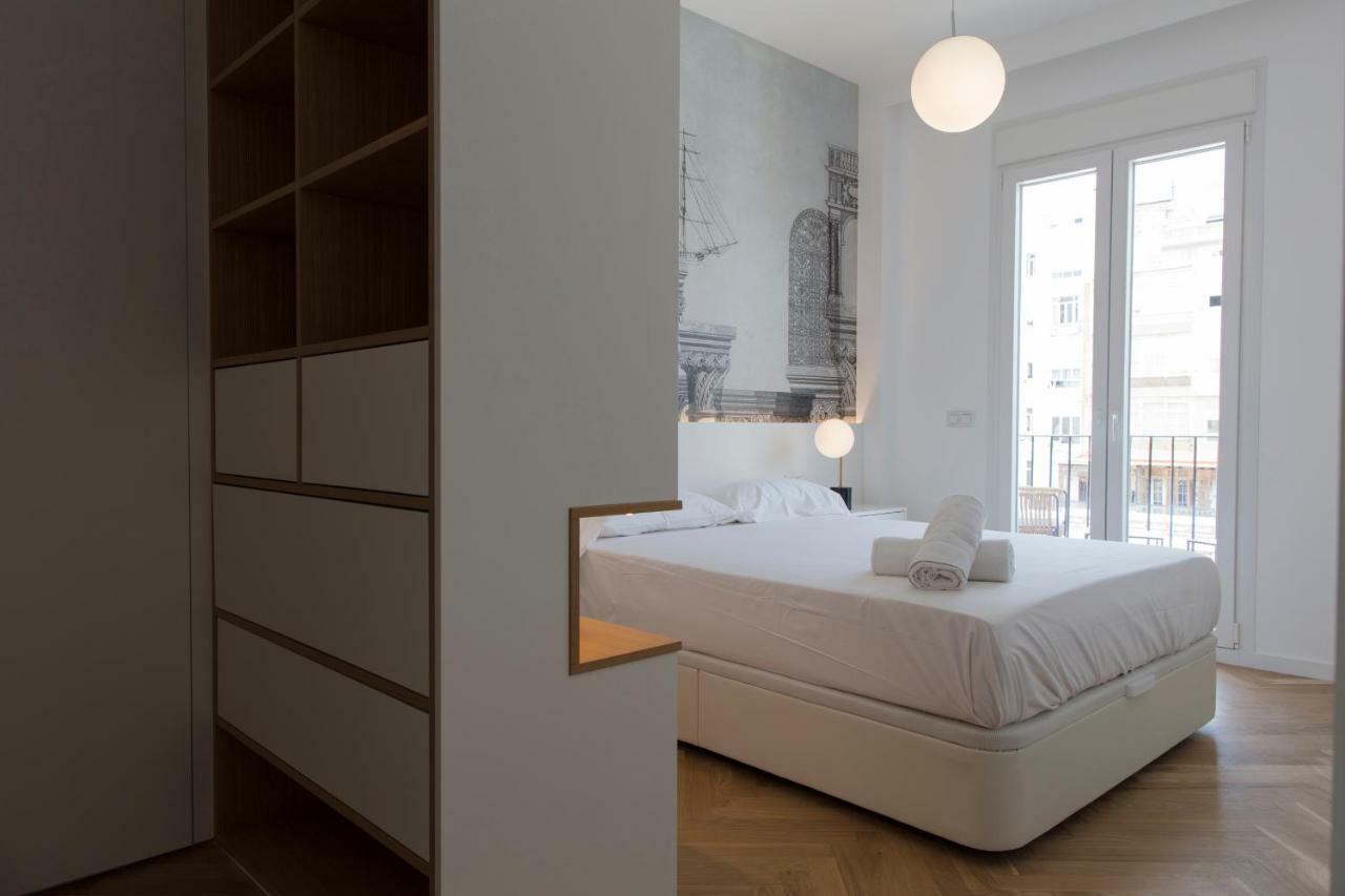 Florit Flats - Chic And Central In A Lively But Quiet Area All Walking Distance Valencia Bagian luar foto